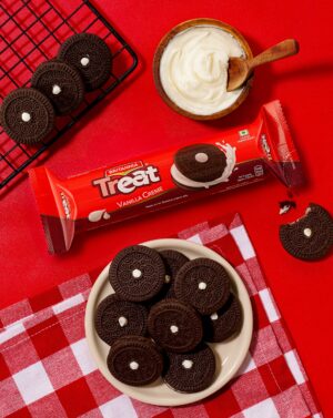 BRITANNIA: Treat Vanilla Creme